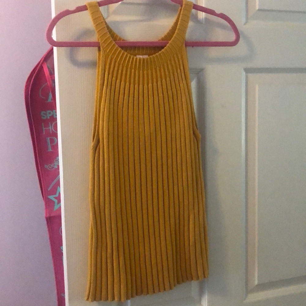 Gold/Maize colored tank top